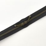 Zadrga kovinska, nedeljiva, 50 cm, 5 mm, črna, 2 ključka