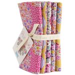 Tilda - Pie in the Sky 5 fabrics (50 x 55 cm) - Cerise/Mustard